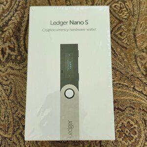 NIB - Ledger Nano S Crypto Black Wallet Brand New and Factory Sealed